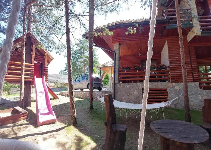 Mina Kaludjerske Bare